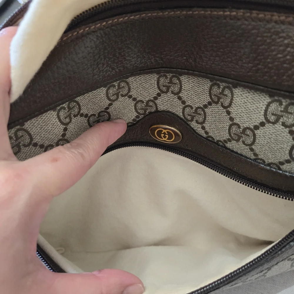 Gucci Beige GG Canvas Messenger Bag with Green-Red Web Stripe - Picture 7 of 12